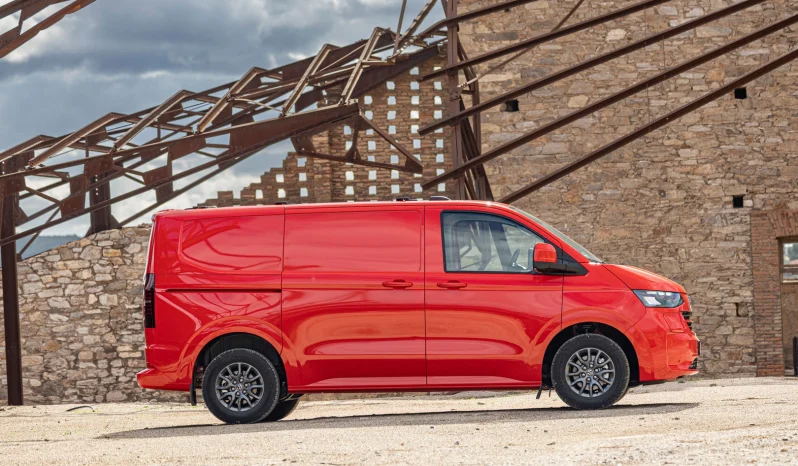 Volkswagen e-Transporter full