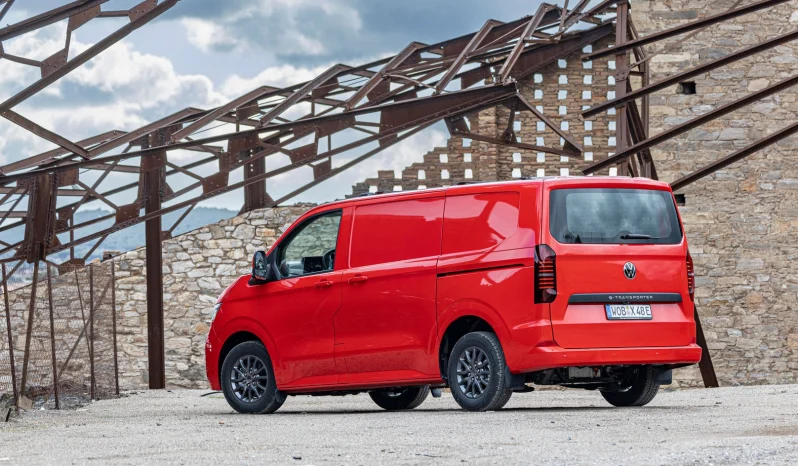 Volkswagen e-Transporter full