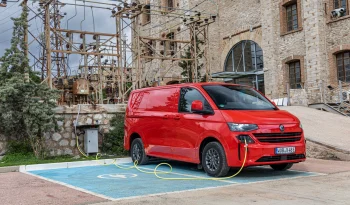 Volkswagen e-Transporter full