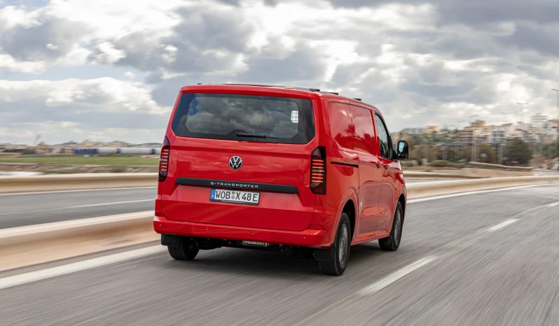 Volkswagen e-Transporter full