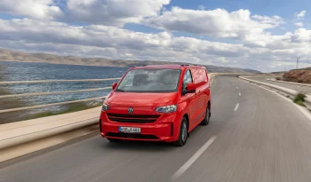 Volkswagen e-Transporter full