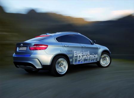 BMW X6 Concept Active Hybrid Trasera Circulando