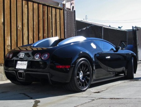 Bugatti Veyron, negro absoluto (4)