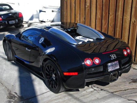 Bugatti Veyron, negro absoluto (5)