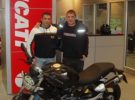 Dani Martín se pasa por el Ducati Store de Madrid a por su Monster 696