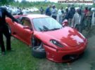Un ex asesino estrella su Lamborghini Murcielago LP640 contra un Ferrari F430