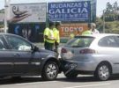 El coche radar de la Guardia Civil provoca un accidente en La Coruña