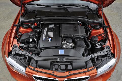 bmw-serie-1-m-coupe08.jpg