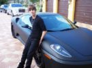 Un Honda Civic embiste el Ferrari de Justin Bieber