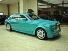 Ver para creer: Rolls-Royce Phantom de color turquesa