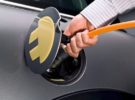 El gobierno español decretó dos prórrogas para la compra de coches eléctricos
