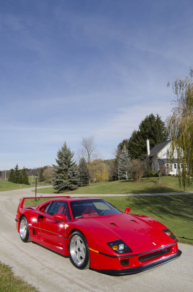 NIKKO - 1/18 - FERRARI F-40 F40 - RADIO COMMANDEE / RC - TESTEE OK