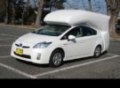 De camping con un Toyota Prius convertido a caravana