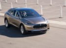 Una plaza trasera del Model X obliga a Tesla a reducir los objetivos de ventas