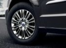 Lancia presenta dos nuevas versiones para el Voyager