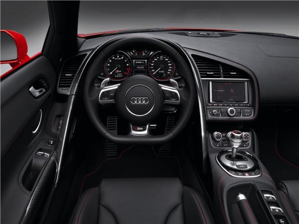 Audi R8 2013 (4)