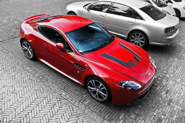 Aston Martin habría cesado la comercialización del V12 Vantage Coupe