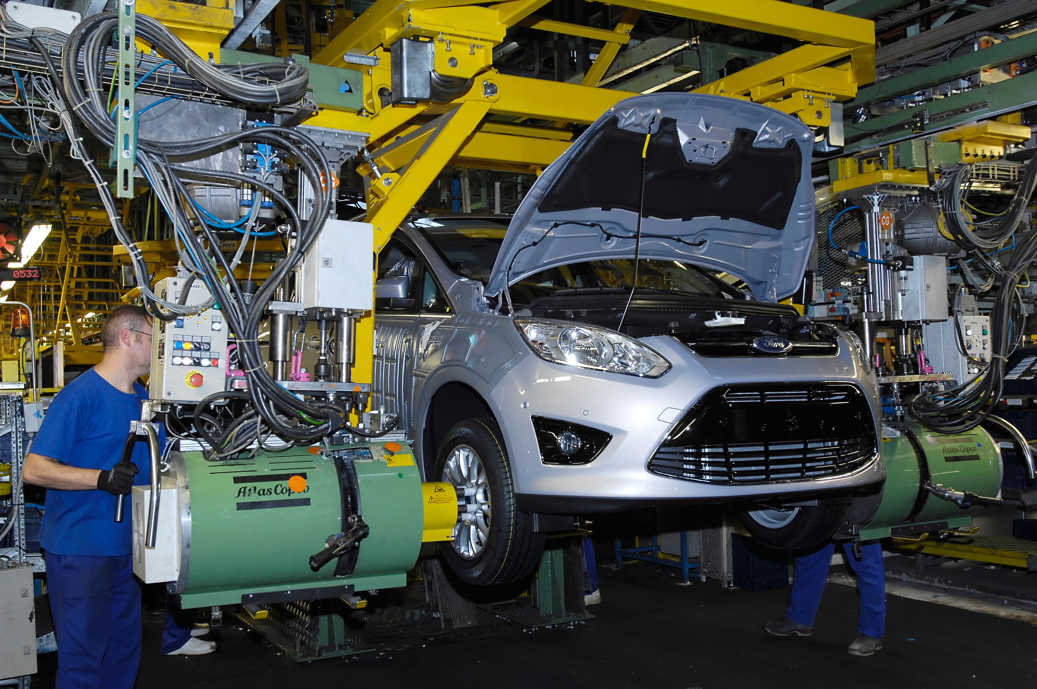 Ford anuncia la fabricación de nuevos modelos en la factoría de Almussafes