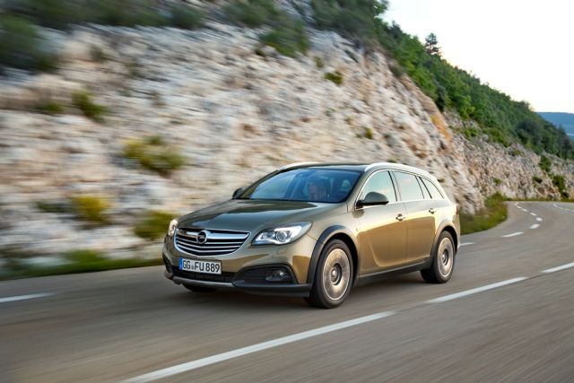 El nuevo Opel Insignia Country Tourer anunciado para el Salón de Frankfurt