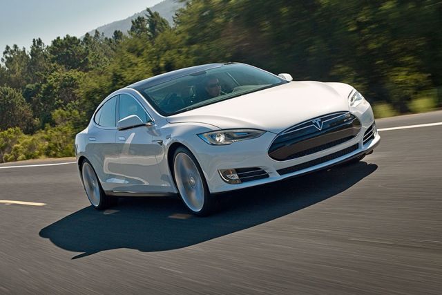 El Tesla S con tracción total se presentaría en unos meses
