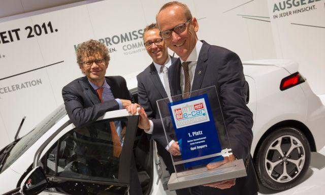 Salón de Frankfurt: el Opel Ampera gana el premio eCar 2013