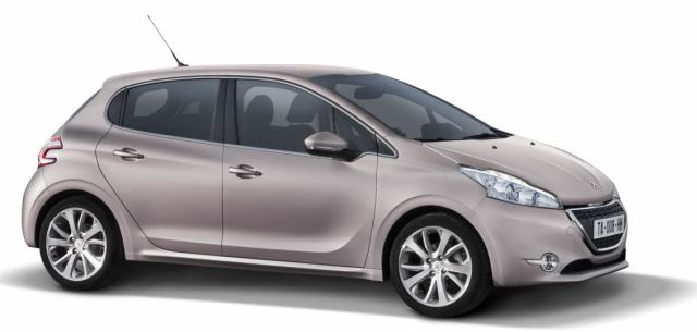 Nueva versión del Peugeot 208 con Stop & Start y cambios ETG
