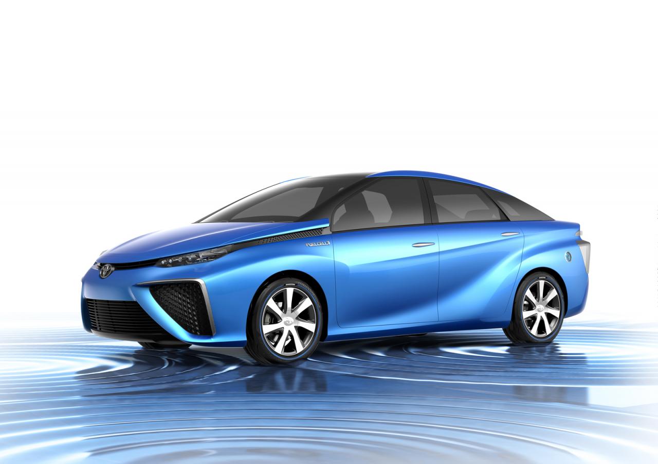 Toyota FCV Concept: 500 kilómetros de autonomía gracias al hidrógeno