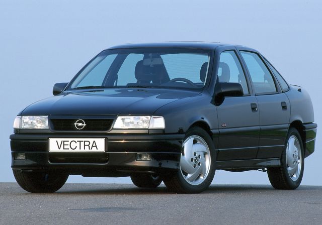 Coches con historia: el Opel Vectra cumple 25 años