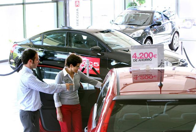 Se cierra el 2013 con un 20% más de ventas de coches que en diciembre del 2012