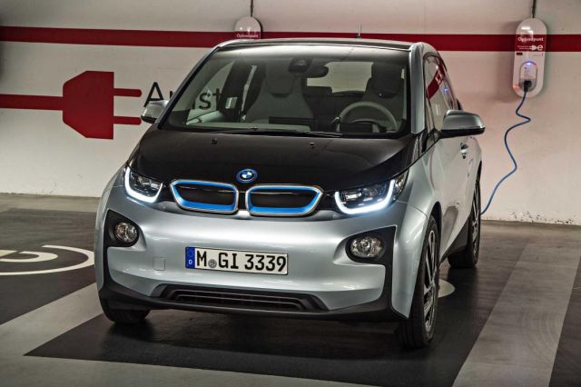 BMW está dispuesta a compartir la tecnología de sus baterías