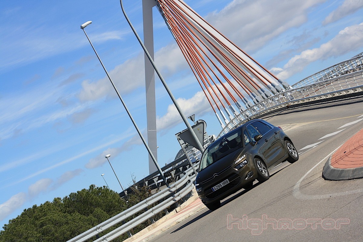 Citroën C4 Picasso e-HDi 115 ETG6 a prueba (Motor, prestaciones, comportamiento y consumo)