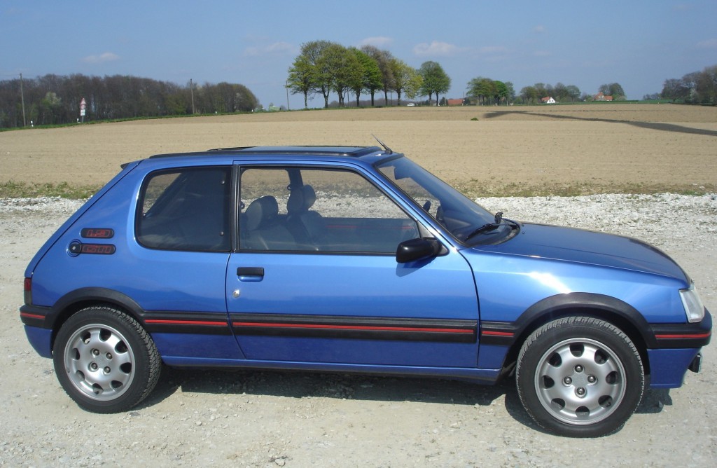 Peugeot 205 GTI, celebrating 30 years of history