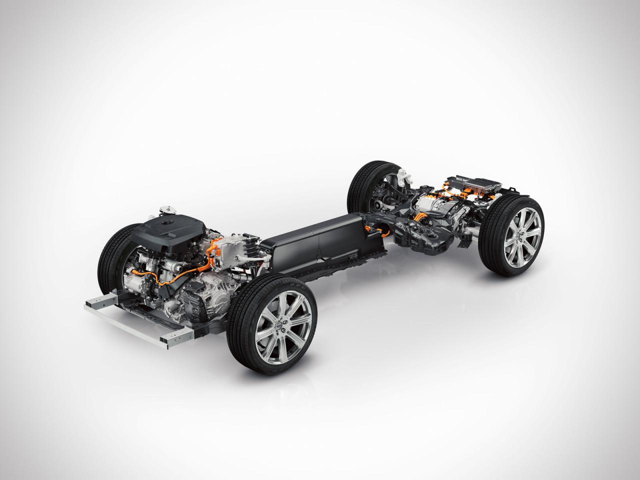 Volvo nos enseña los motores del nuevo XC90
