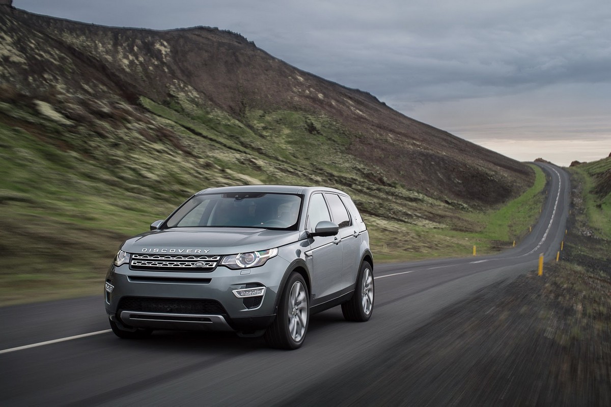Jaguar Land Rover abrirá mañana su primera fábrica en China y sopesa asentarse en EE.UU.