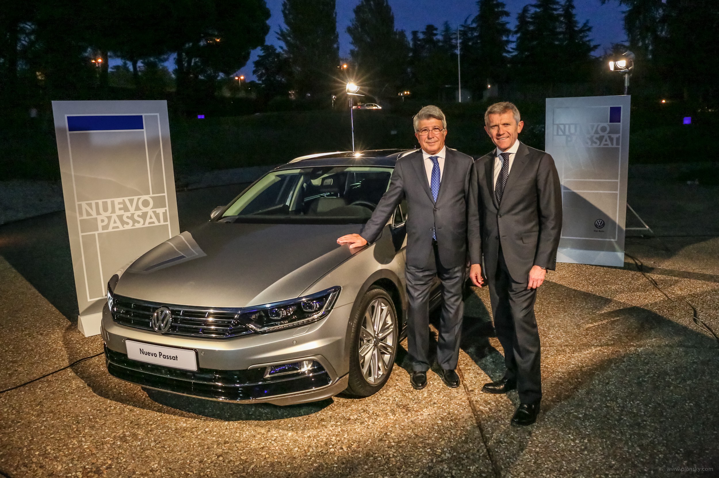El nuevo Volkswagen Passat hace su debut en España