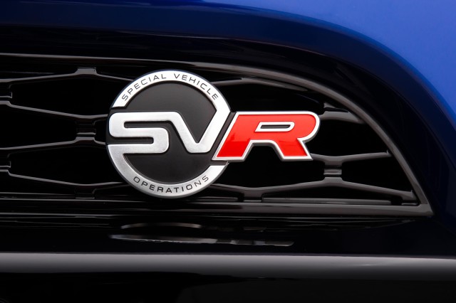 Range-Rover-Sport-SVR_03