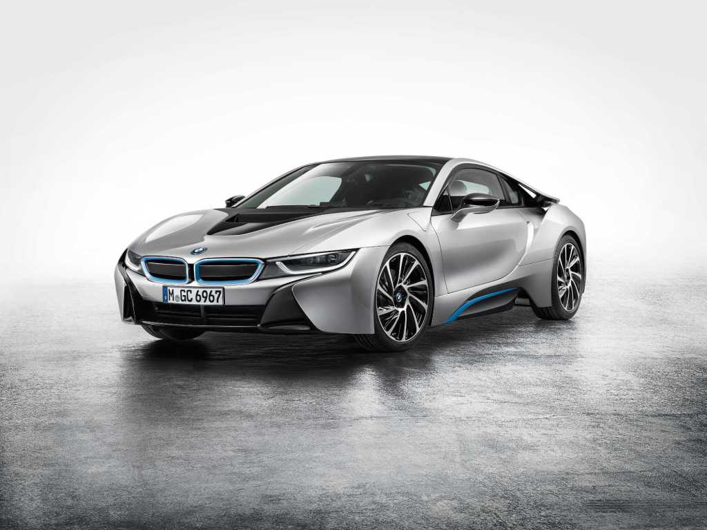 BMW contempla producir más i8 para adelantar las entregas