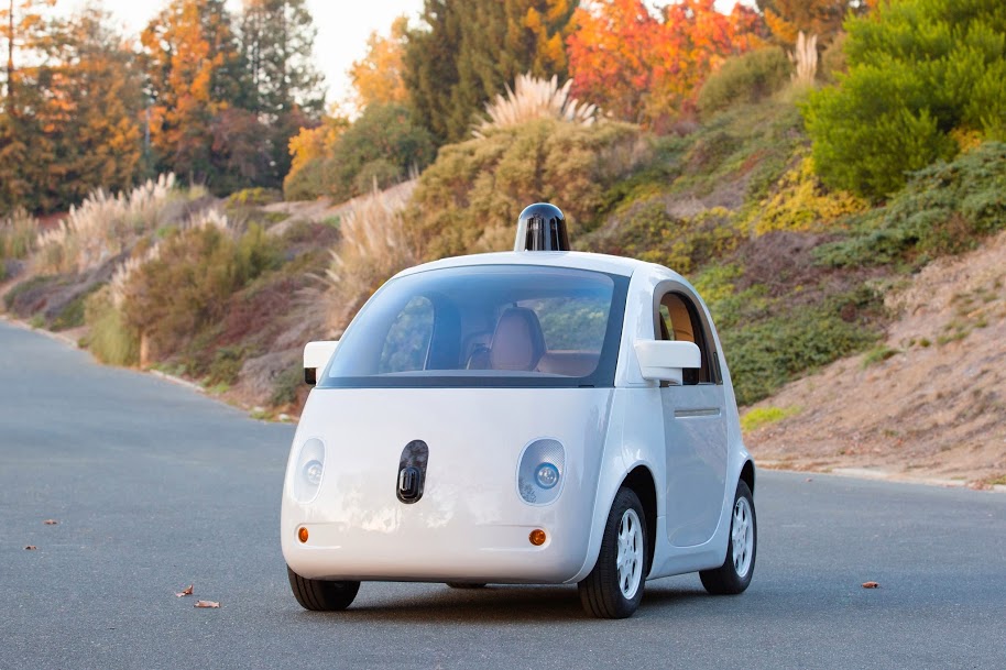 El coche autónomo de Google, parado por la policía californiana por ir demasiado despacio