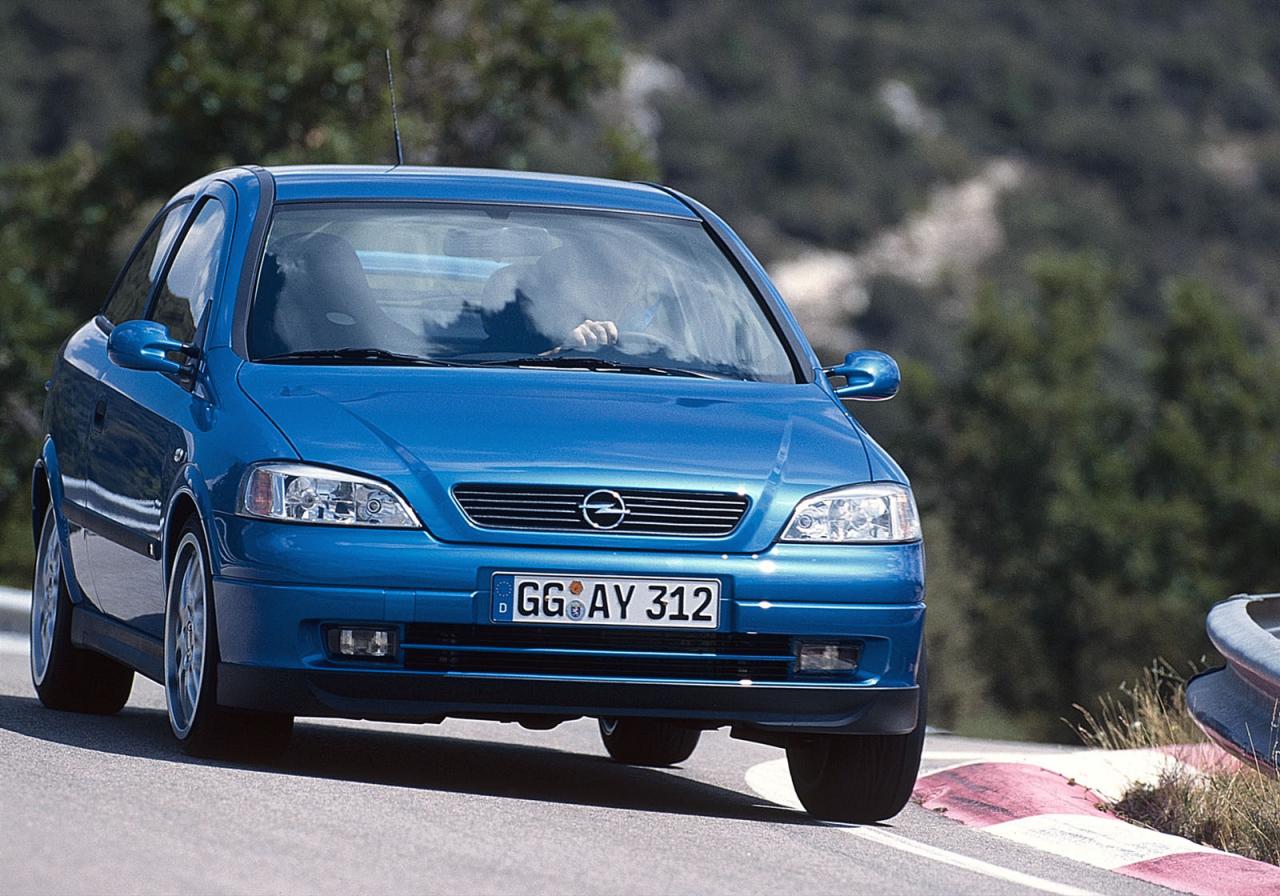 Opel OPC, 15 años de diversión al volante