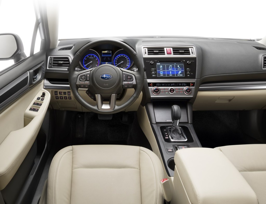 Subaru Outback 2015 Interior (2)