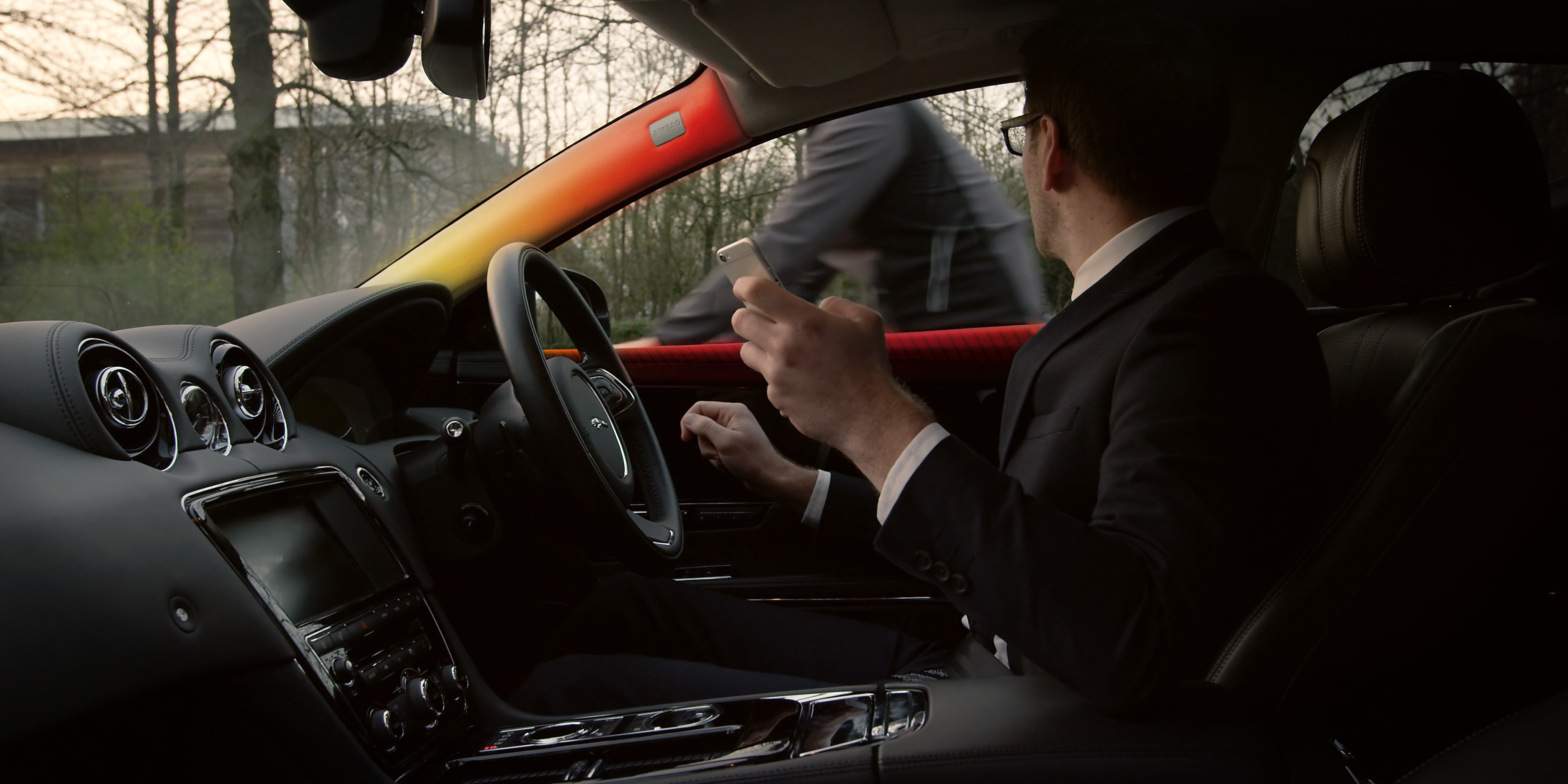 Jaguar Land Rover desarrolla un sistema para evitar accidentes con motos y bicicletas