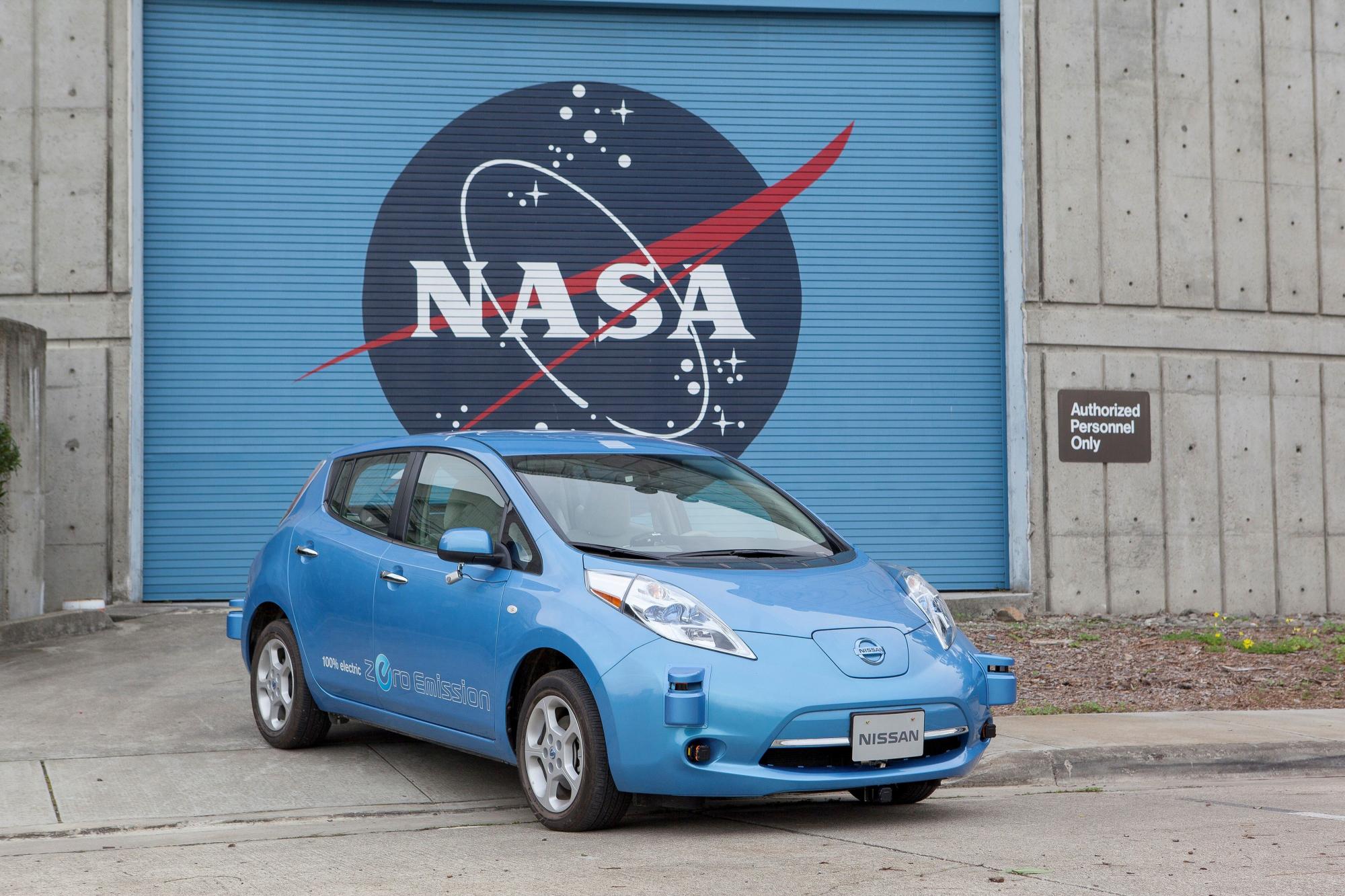 Nissan y la NASA forman equipo para investigar sobre conducción autónoma