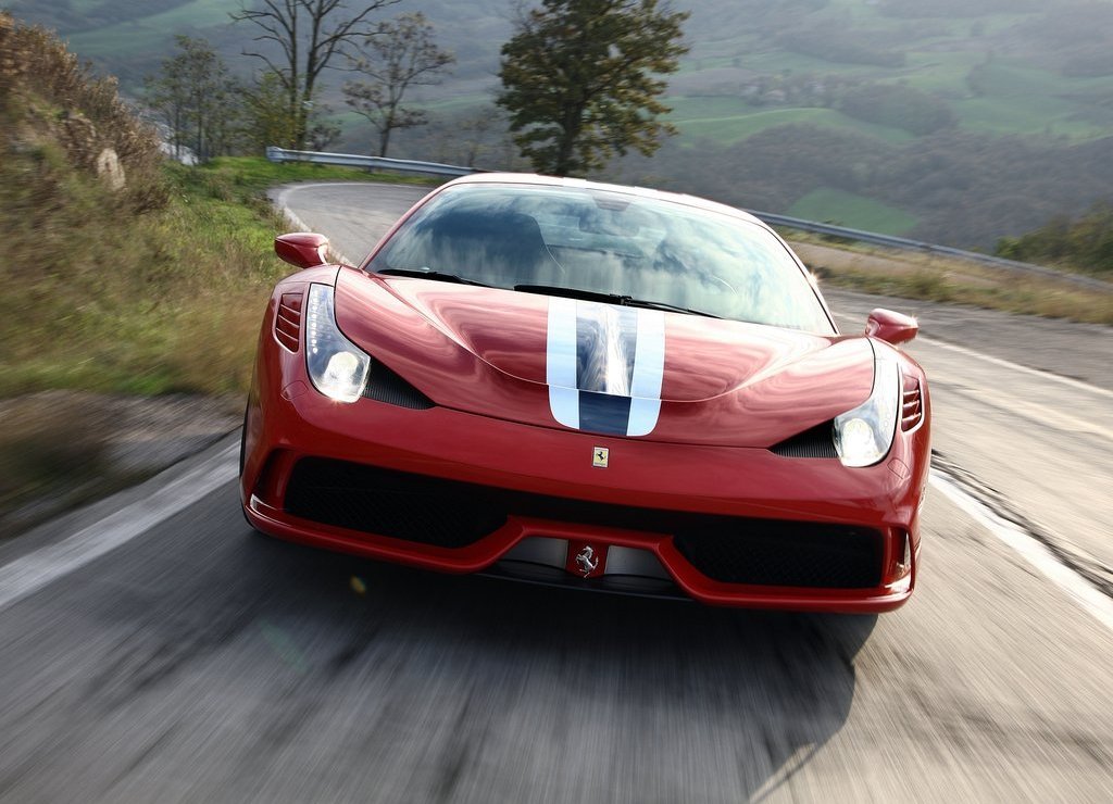 Llamada a revisión de Ferrari por los airbags