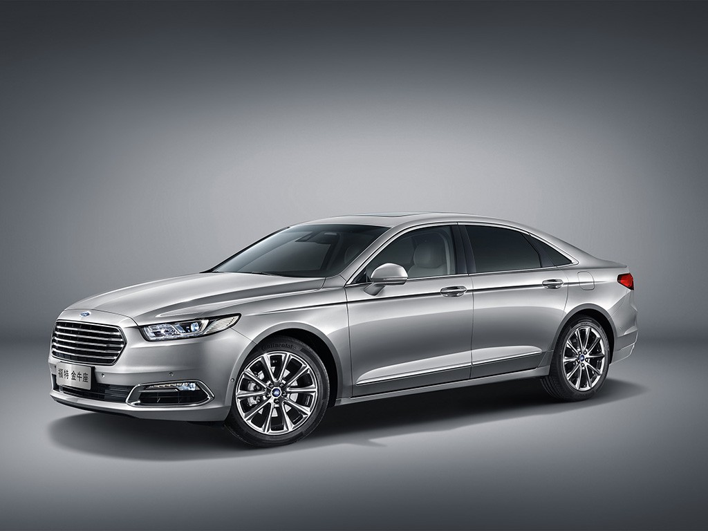 Ford Taurus: Primeras imágenes antes de su presentación en el Salón de Shanghái 2015