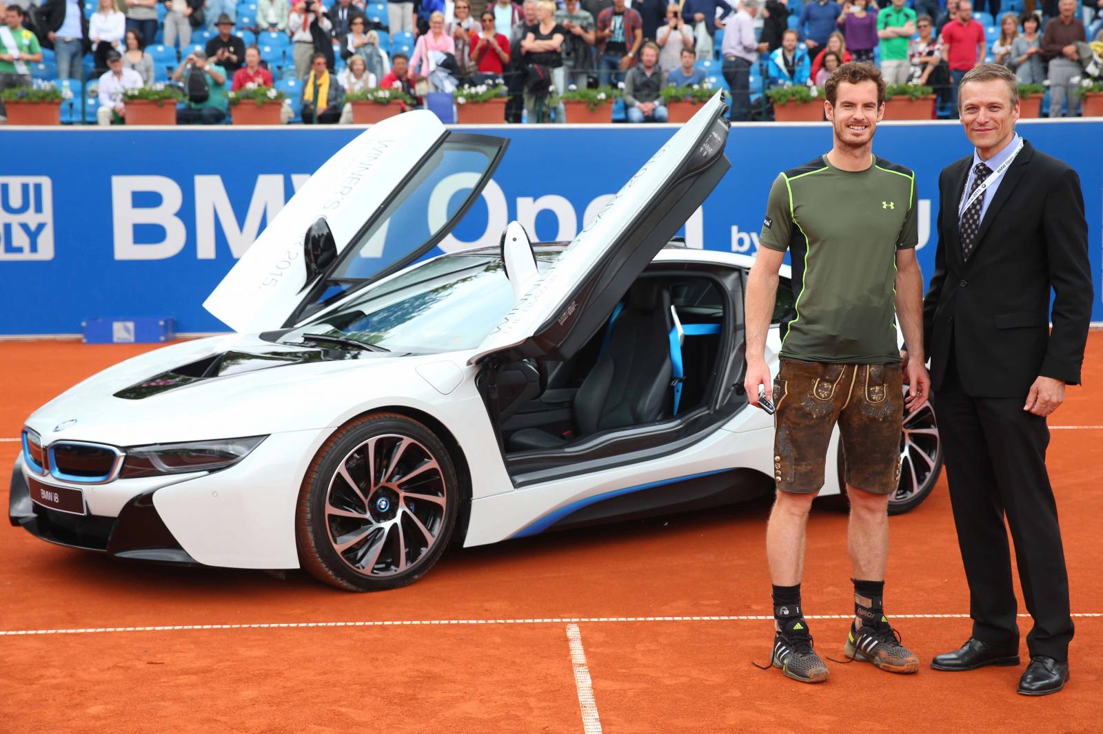 Un BMW i8 como premio para Andy Murray