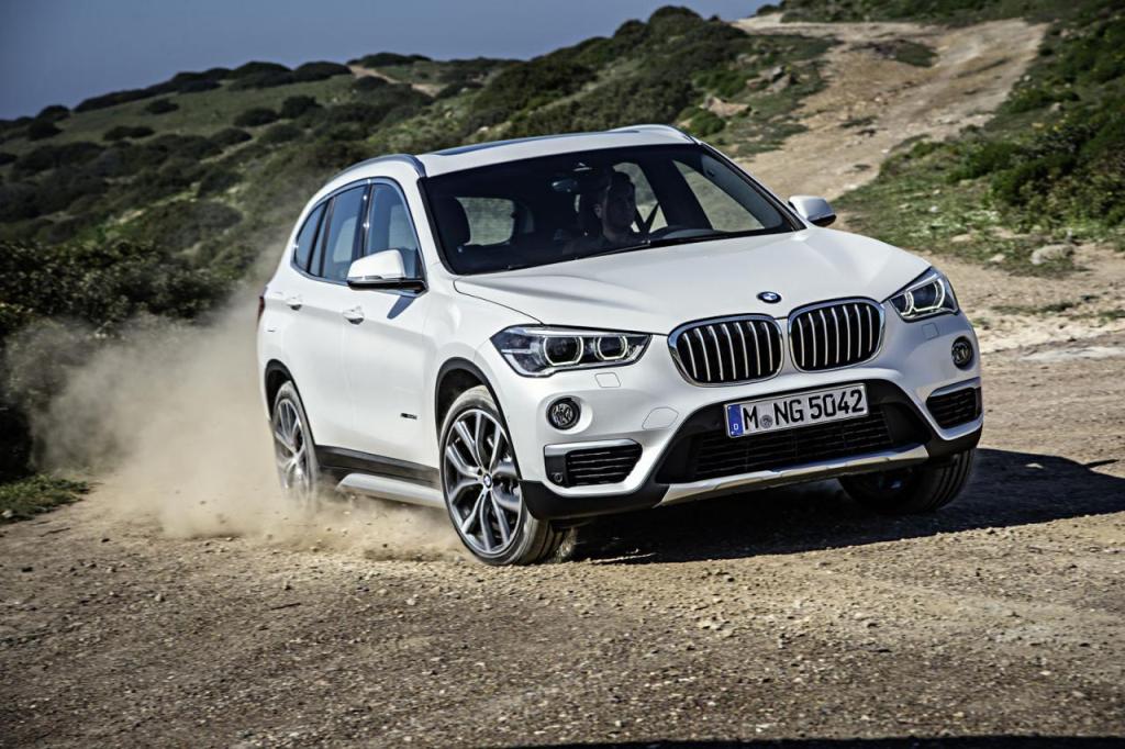 BMW X1 2016: con tracción delantera y motores tricilíndricos