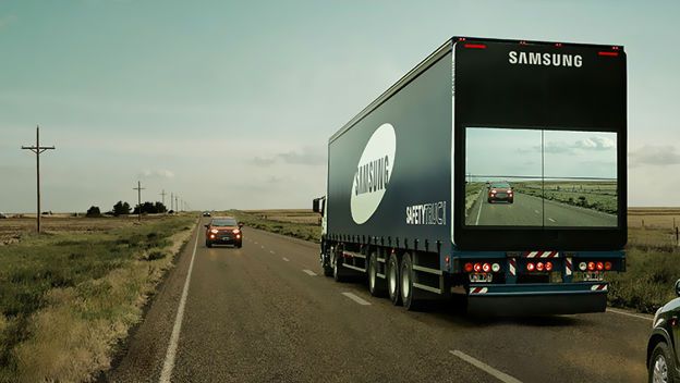 ‘Samsung Safety Truck’, camiones con pantalla en su parte trasera para evitar accidentes