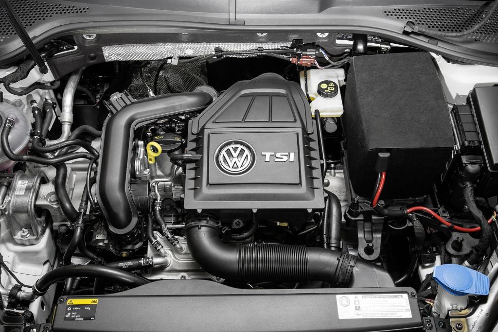 Volkswagen-Golf-TSI-BlueMotion (5)