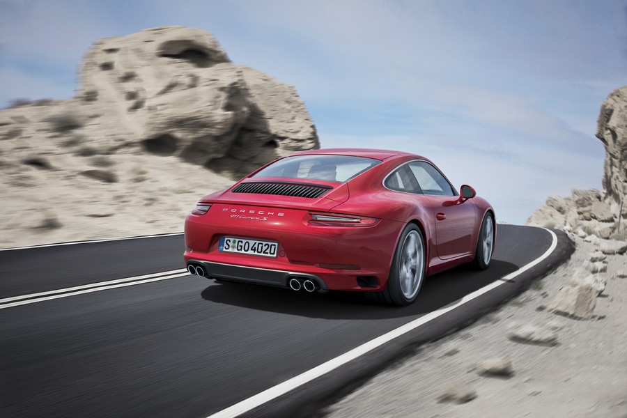 Porsche dice adiós a los motores atmosféricos y anuncia una versión híbrida del próximo Carrera