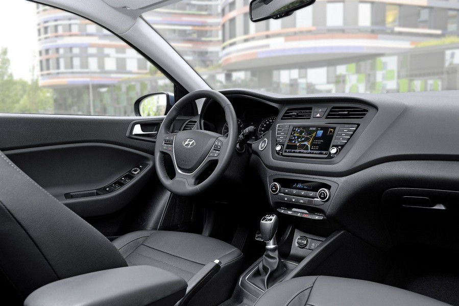 Hyundai refuerza su gama más nueva con nuevos motores y versiones de sus modelos más populares
